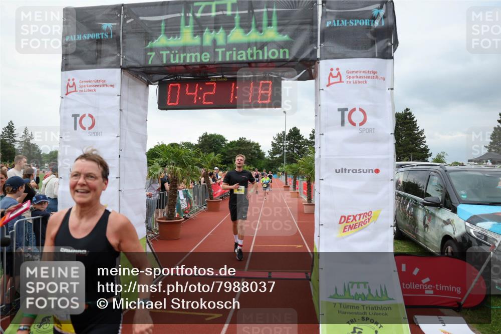 15.06.2025 - 7 Türme Triathlon Michael Strokosch http://msf.ph/oto/7988037 15.06.2025 14:21:18 Ziel 647, 960, 1017, 1051 meine-sportfotos.de