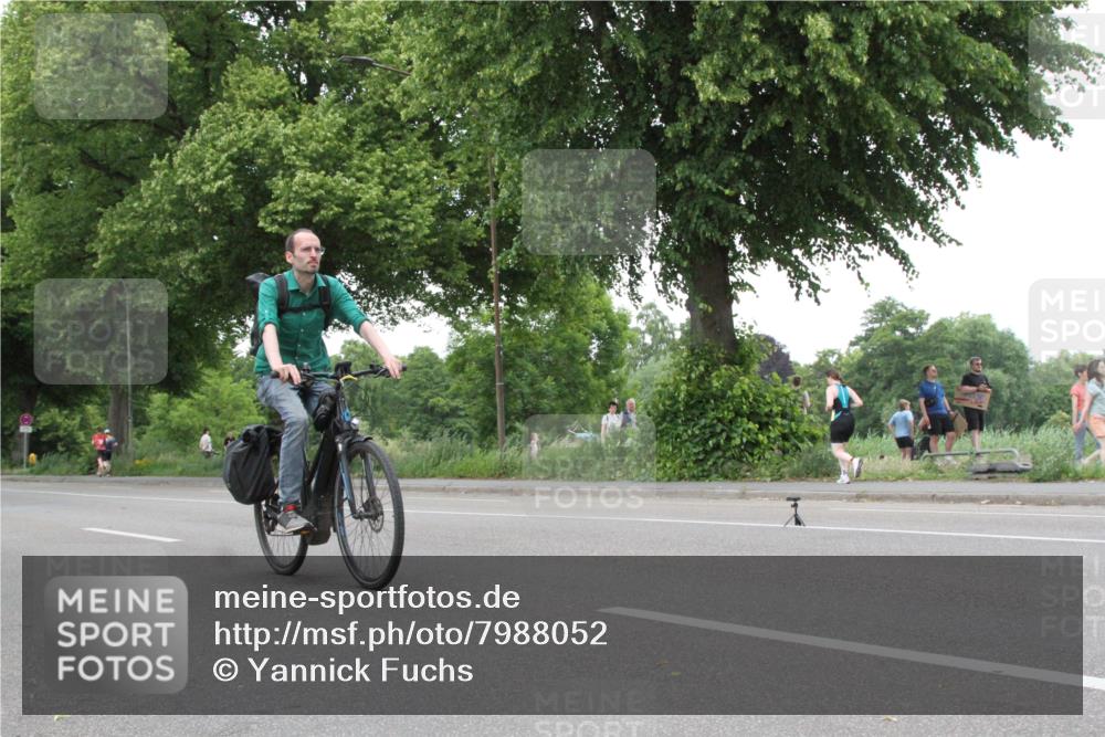 15.06.2025 - 7 Türme Triathlon Yannick Fuchs http://msf.ph/oto/7988052 15.06.2025 14:14:00 Radfahren  meine-sportfotos.de
