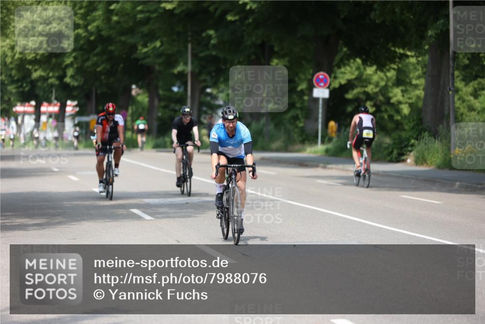 15.06.2025 - 7 Türme Triathlon Yannick Fuchs http://msf.ph/oto/7988076 15.06.2025 12:59:35 Radfahren 558, 663, 727, 792, 859 meine-sportfotos.de