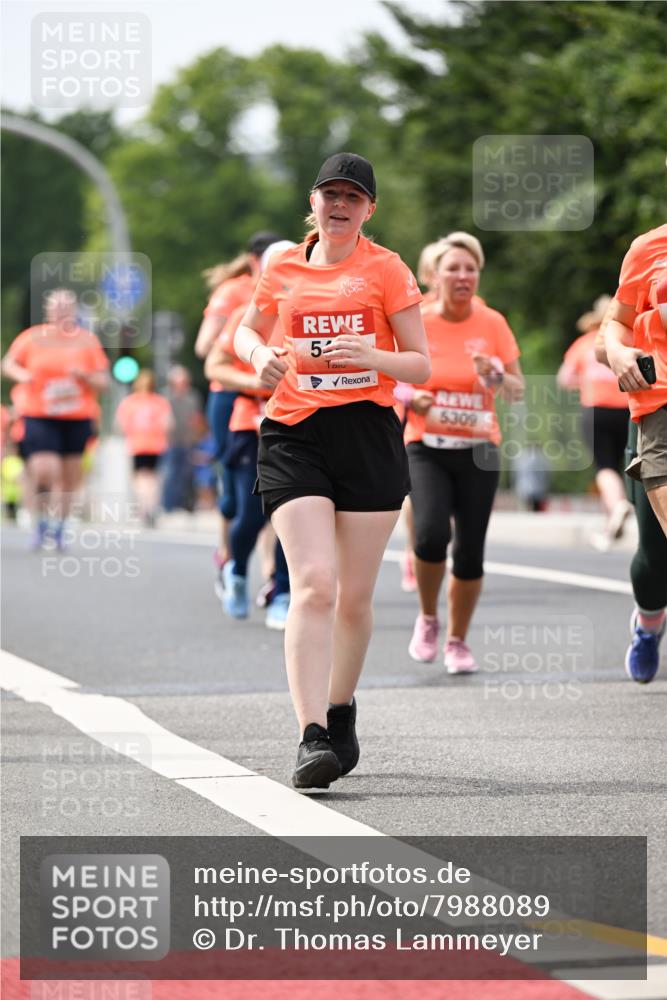 15.06.2025 - REWE Women's Run Dr. Thomas Lammeyer http://msf.ph/oto/7988089 15.06.2025 10:48:27 Laufen 5, 5309 meine-sportfotos.de