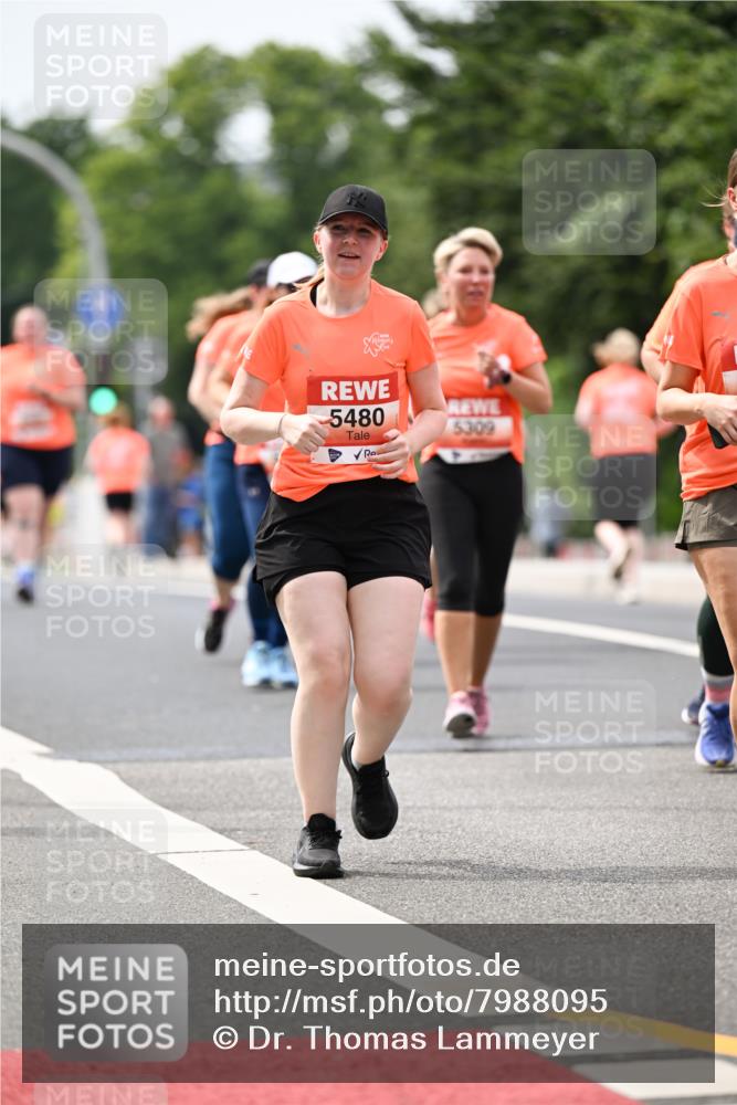 15.06.2025 - REWE Women's Run Dr. Thomas Lammeyer http://msf.ph/oto/7988095 15.06.2025 10:48:27 Laufen 5480, 5309 meine-sportfotos.de