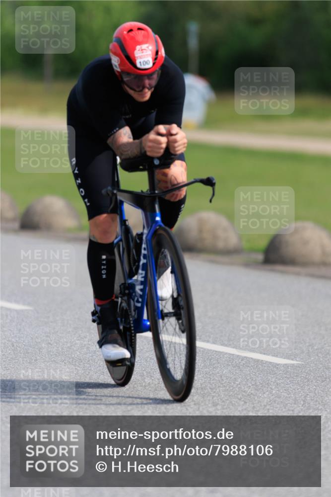 15.06.2025 - 27. Vierlanden-Triathlon H.Heesch http://msf.ph/oto/7988106 15.06.2025 09:20:05 Radfahren 3, 26, 100 meine-sportfotos.de