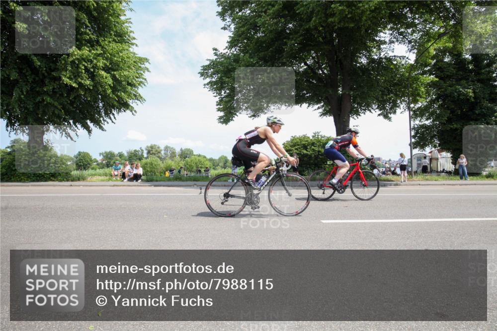 15.06.2025 - 7 Türme Triathlon Yannick Fuchs http://msf.ph/oto/7988115 15.06.2025 12:52:16 Radfahren 400, 451, 500 meine-sportfotos.de