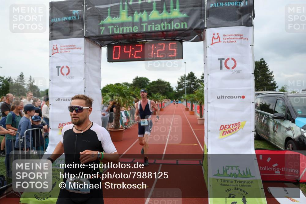 15.06.2025 - 7 Türme Triathlon Michael Strokosch http://msf.ph/oto/7988125 15.06.2025 14:21:25 Ziel 546, 616, 647, 1017, 1051 meine-sportfotos.de