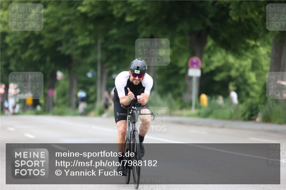 15.06.2025 - 7 Türme Triathlon Yannick Fuchs http://msf.ph/oto/7988182 15.06.2025 11:44:13 Radfahren 204, 278, 341 meine-sportfotos.de