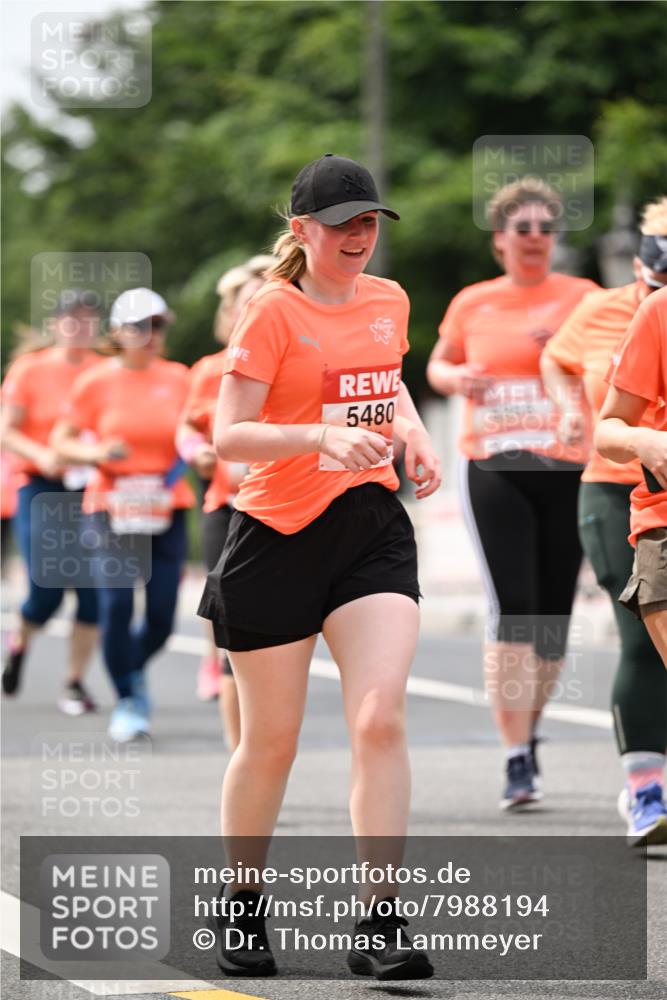 15.06.2025 - REWE Women's Run Dr. Thomas Lammeyer http://msf.ph/oto/7988194 15.06.2025 10:48:29 Laufen 5480 meine-sportfotos.de