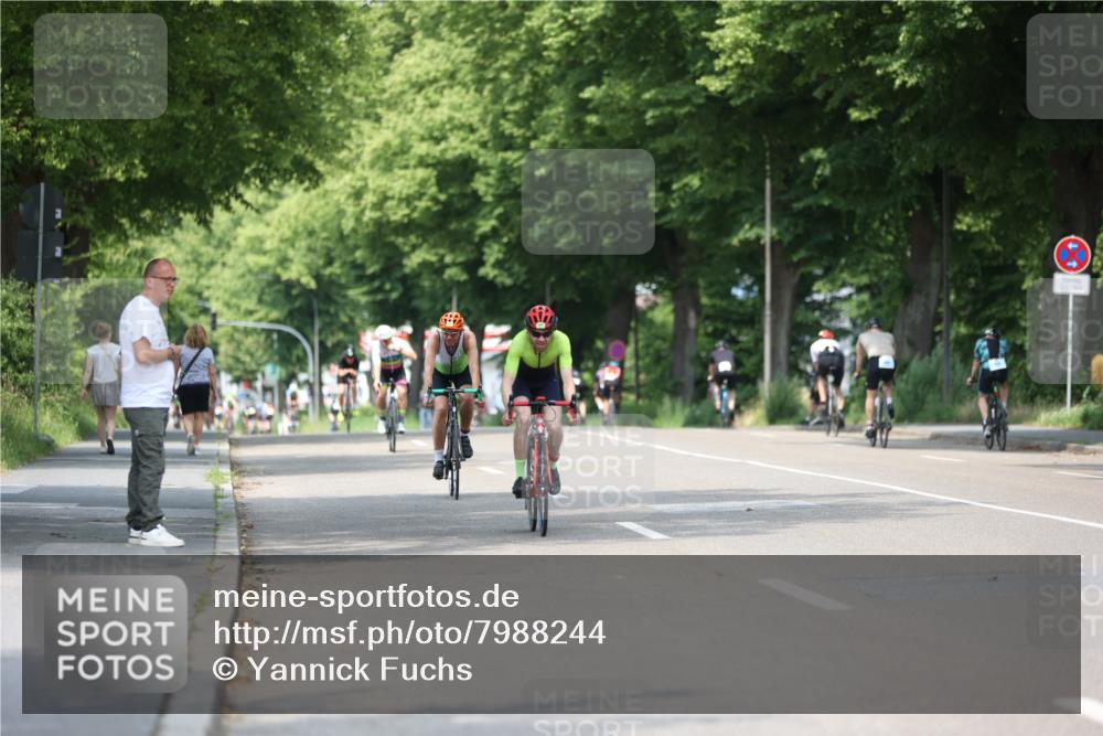 15.06.2025 - 7 Türme Triathlon Yannick Fuchs http://msf.ph/oto/7988244 15.06.2025 13:00:24 Radfahren 200, 461, 495, 531, 577, 665, 869, 945 meine-sportfotos.de