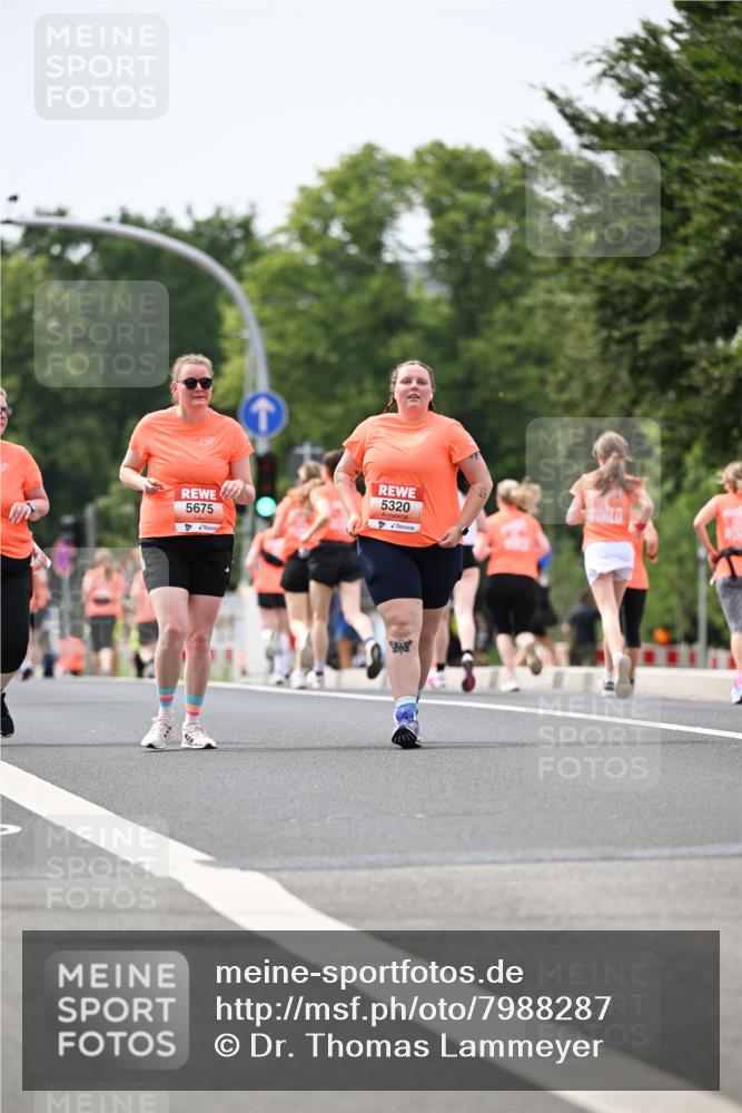 15.06.2025 - REWE Women's Run Dr. Thomas Lammeyer http://msf.ph/oto/7988287 15.06.2025 10:48:31 Laufen 5675, 5320 meine-sportfotos.de