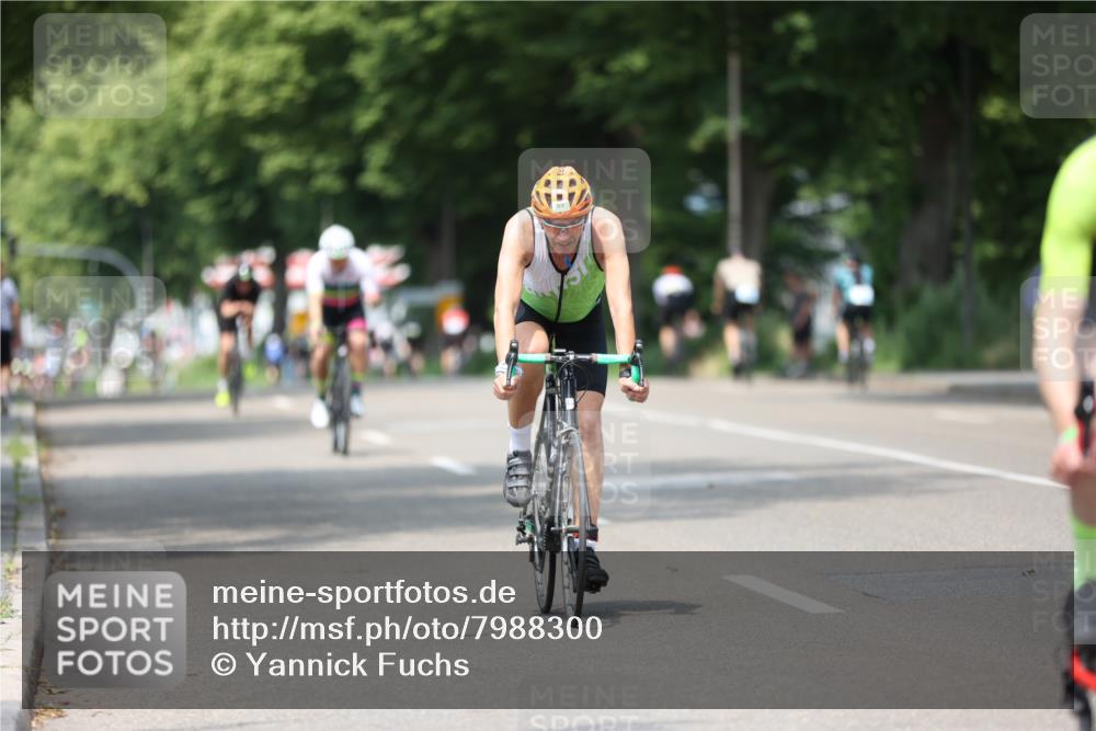 15.06.2025 - 7 Türme Triathlon Yannick Fuchs http://msf.ph/oto/7988300 15.06.2025 13:00:26 Radfahren 200, 402, 461, 495, 577, 665, 869, 945, 1166 meine-sportfotos.de