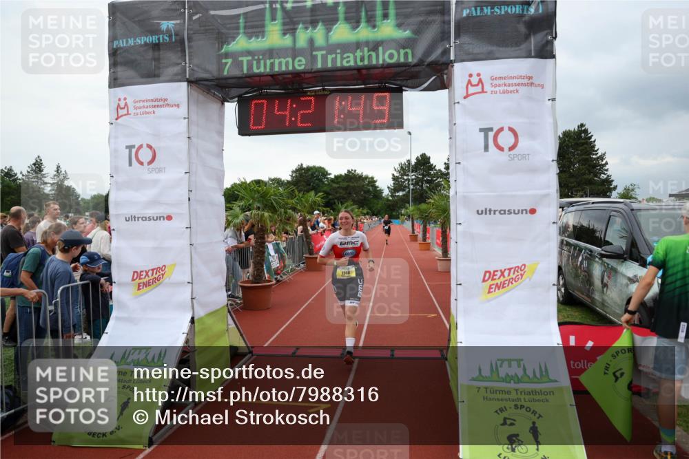 15.06.2025 - 7 Türme Triathlon Michael Strokosch http://msf.ph/oto/7988316 15.06.2025 14:21:49 Ziel 400, 470, 1148 meine-sportfotos.de