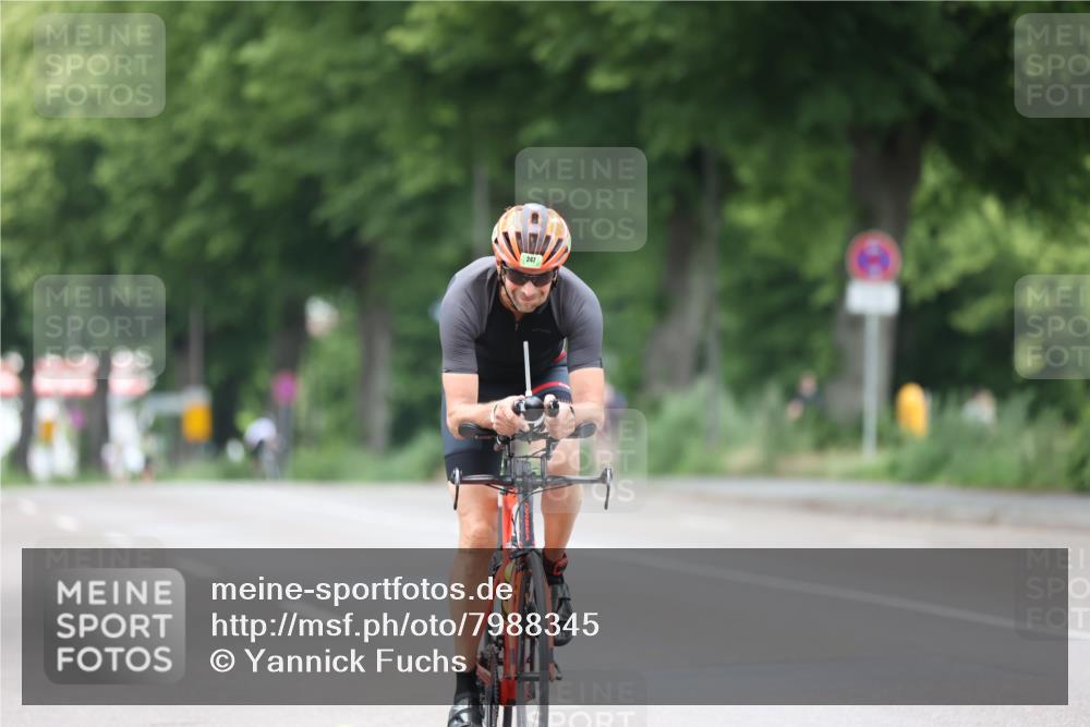 15.06.2025 - 7 Türme Triathlon Yannick Fuchs http://msf.ph/oto/7988345 15.06.2025 11:44:39 Radfahren 247, 289, 317 meine-sportfotos.de