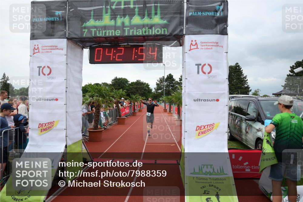 15.06.2025 - 7 Türme Triathlon Michael Strokosch http://msf.ph/oto/7988359 15.06.2025 14:21:54 Ziel 360, 470, 1148 meine-sportfotos.de