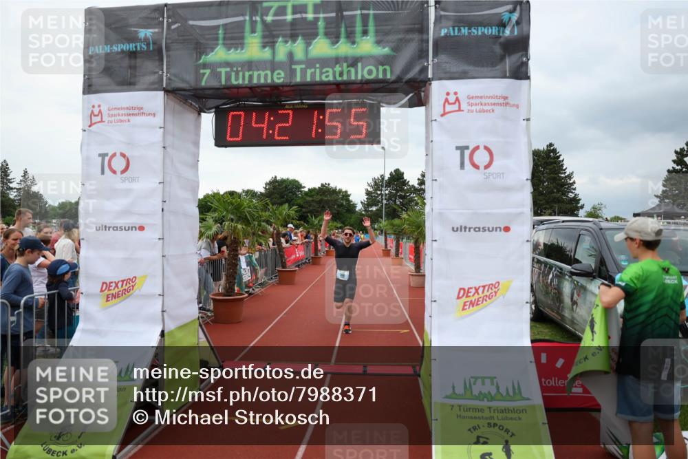 15.06.2025 - 7 Türme Triathlon Michael Strokosch http://msf.ph/oto/7988371 15.06.2025 14:21:54 Ziel 360, 470, 1148 meine-sportfotos.de