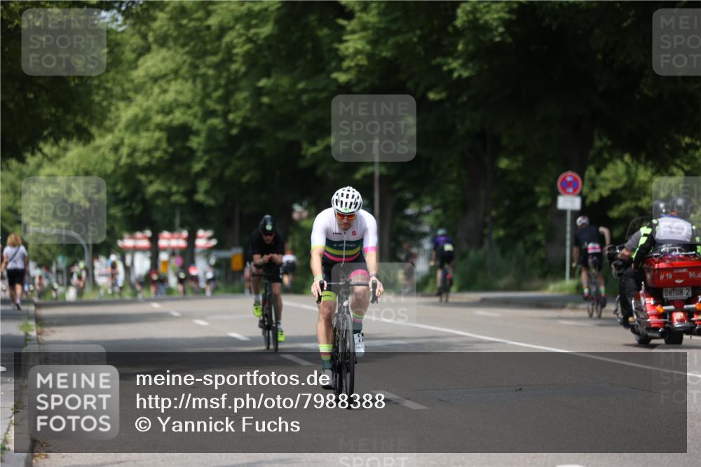 15.06.2025 - 7 Türme Triathlon Yannick Fuchs http://msf.ph/oto/7988388 15.06.2025 13:00:28 Radfahren 200, 402, 461, 495, 577, 665, 879, 945, 1166 meine-sportfotos.de