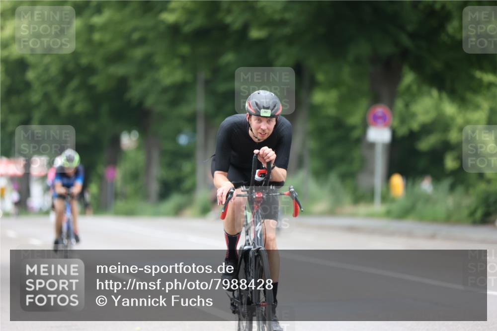 15.06.2025 - 7 Türme Triathlon Yannick Fuchs http://msf.ph/oto/7988428 15.06.2025 11:44:59 Radfahren 202, 242, 255 meine-sportfotos.de