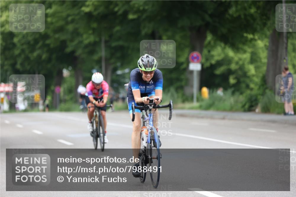 15.06.2025 - 7 Türme Triathlon Yannick Fuchs http://msf.ph/oto/7988491 15.06.2025 11:45:00 Radfahren 202, 242, 255 meine-sportfotos.de