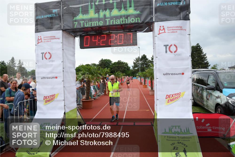 15.06.2025 - 7 Türme Triathlon Michael Strokosch http://msf.ph/oto/7988495 15.06.2025 14:22:07 Ziel 396, 705, 1013 meine-sportfotos.de