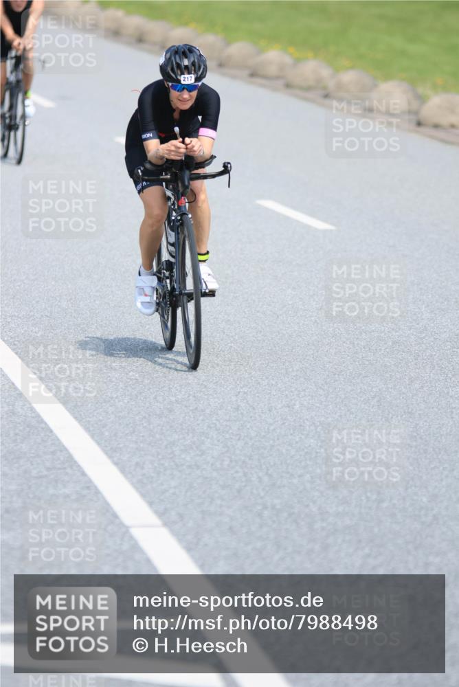 21.06.2025 - 27. Vierlanden-Triathlon H.Heesch http://msf.ph/oto/7988498 15.06.2025 11:42:52 Radfahren 217, 642 meine-sportfotos.de