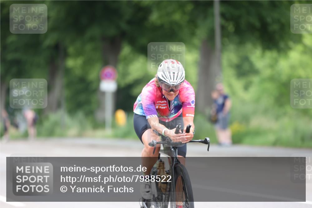 15.06.2025 - 7 Türme Triathlon Yannick Fuchs http://msf.ph/oto/7988522 15.06.2025 11:45:02 Radfahren 202, 242, 255 meine-sportfotos.de