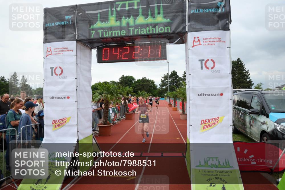 15.06.2025 - 7 Türme Triathlon Michael Strokosch http://msf.ph/oto/7988531 15.06.2025 14:22:10 Ziel 705, 1013 meine-sportfotos.de