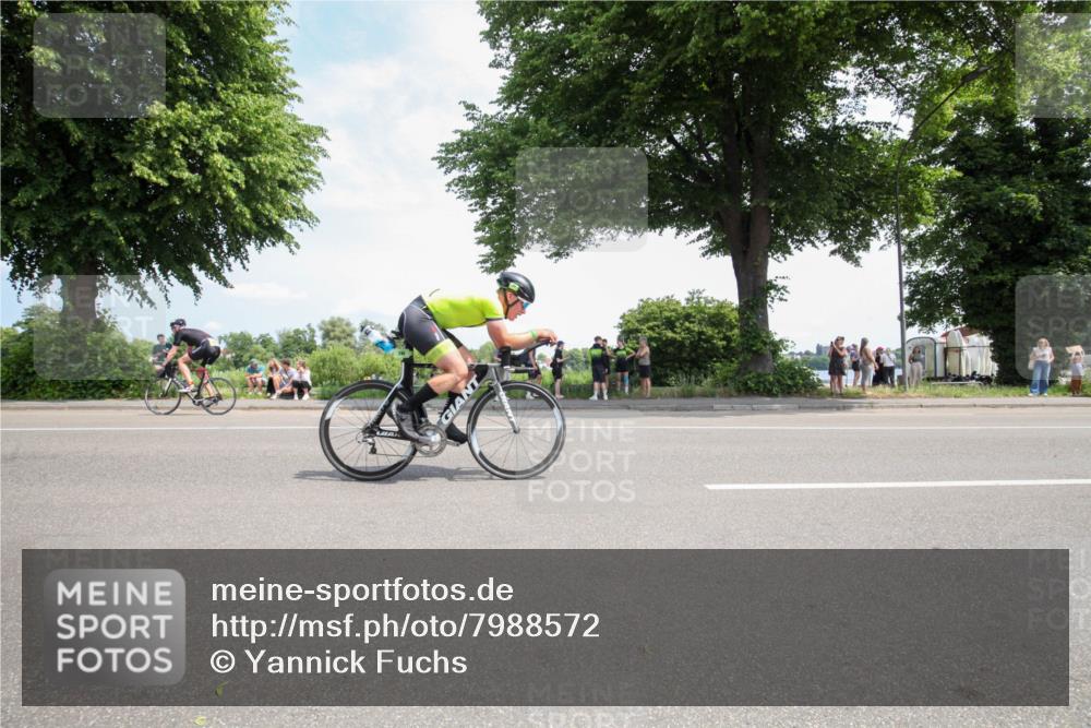 15.06.2025 - 7 Türme Triathlon Yannick Fuchs http://msf.ph/oto/7988572 15.06.2025 12:56:20 Radfahren 272, 339, 422, 538, 550, 557, 674, 999 meine-sportfotos.de
