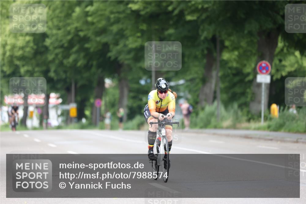 15.06.2025 - 7 Türme Triathlon Yannick Fuchs http://msf.ph/oto/7988574 15.06.2025 11:45:32 Radfahren 256, 265, 302 meine-sportfotos.de