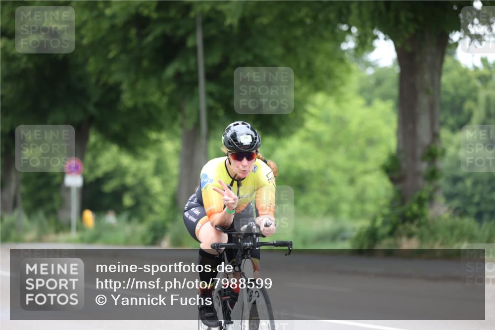 15.06.2025 - 7 Türme Triathlon Yannick Fuchs http://msf.ph/oto/7988599 15.06.2025 11:45:33 Radfahren 256, 260, 265, 302 meine-sportfotos.de
