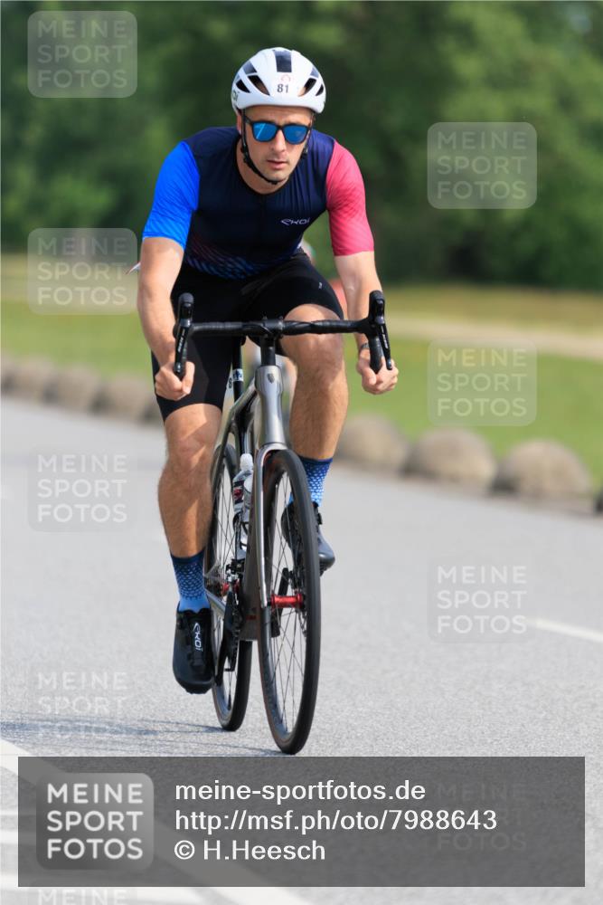 15.06.2025 - 27. Vierlanden-Triathlon H.Heesch http://msf.ph/oto/7988643 15.06.2025 09:26:33 Radfahren 47, 81, 84, 161 meine-sportfotos.de