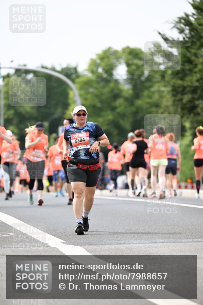 15.06.2025 - REWE Women's Run Dr. Thomas Lammeyer http://msf.ph/oto/7988657 15.06.2025 10:48:40 Laufen 5384 meine-sportfotos.de