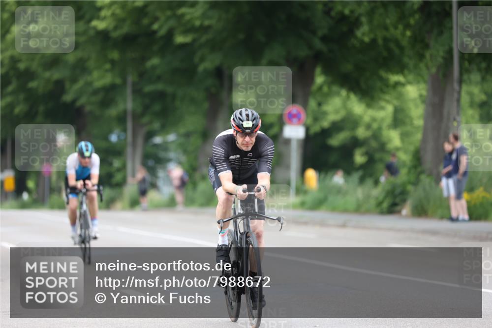 15.06.2025 - 7 Türme Triathlon Yannick Fuchs http://msf.ph/oto/7988672 15.06.2025 11:45:38 Radfahren 245, 256, 260, 301 meine-sportfotos.de