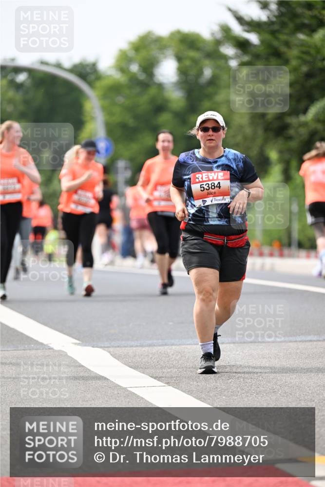 15.06.2025 - REWE Women's Run Dr. Thomas Lammeyer http://msf.ph/oto/7988705 15.06.2025 10:48:42 Laufen 5384 meine-sportfotos.de