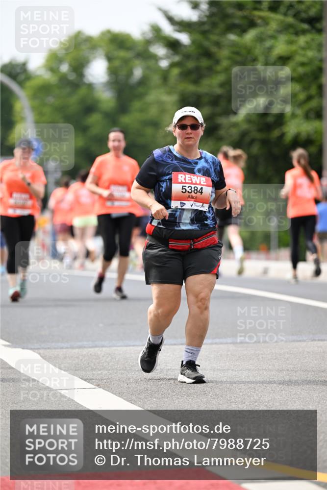 15.06.2025 - REWE Women's Run Dr. Thomas Lammeyer http://msf.ph/oto/7988725 15.06.2025 10:48:43 Laufen 5384 meine-sportfotos.de