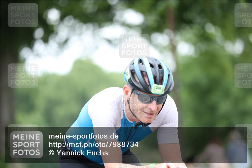 15.06.2025 - 7 Türme Triathlon Yannick Fuchs http://msf.ph/oto/7988734 15.06.2025 11:45:41 Radfahren 232, 245, 256, 260, 301 meine-sportfotos.de