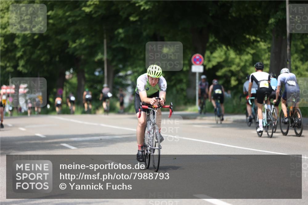 15.06.2025 - 7 Türme Triathlon Yannick Fuchs http://msf.ph/oto/7988793 15.06.2025 13:00:41 Radfahren 234, 252, 327, 424, 579, 641, 805, 927, 992, 1049, 1149 meine-sportfotos.de