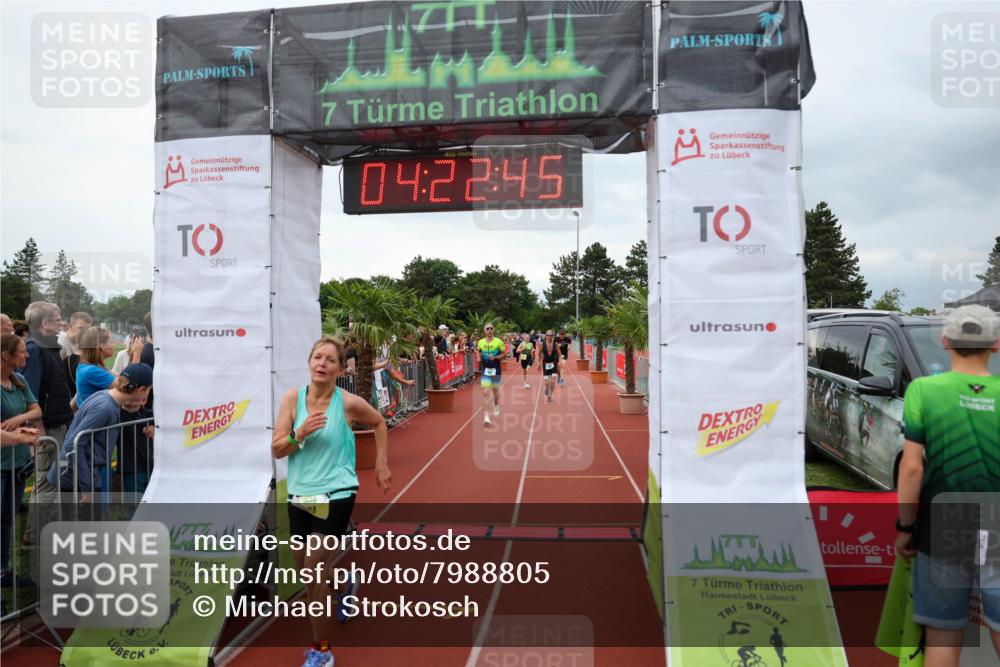 15.06.2025 - 7 Türme Triathlon Michael Strokosch http://msf.ph/oto/7988805 15.06.2025 14:22:45 Ziel 423, 497, 724, 754, 761, 1000, 1042 meine-sportfotos.de