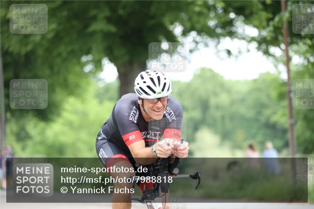15.06.2025 - 7 Türme Triathlon Yannick Fuchs http://msf.ph/oto/7988818 15.06.2025 11:45:45 Radfahren 232, 245, 301 meine-sportfotos.de