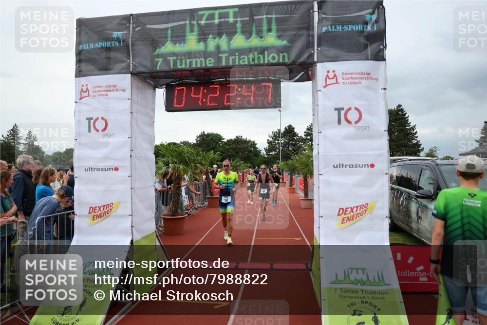 15.06.2025 - 7 Türme Triathlon Michael Strokosch http://msf.ph/oto/7988822 15.06.2025 14:22:46 Ziel 423, 497, 724, 754, 761 meine-sportfotos.de
