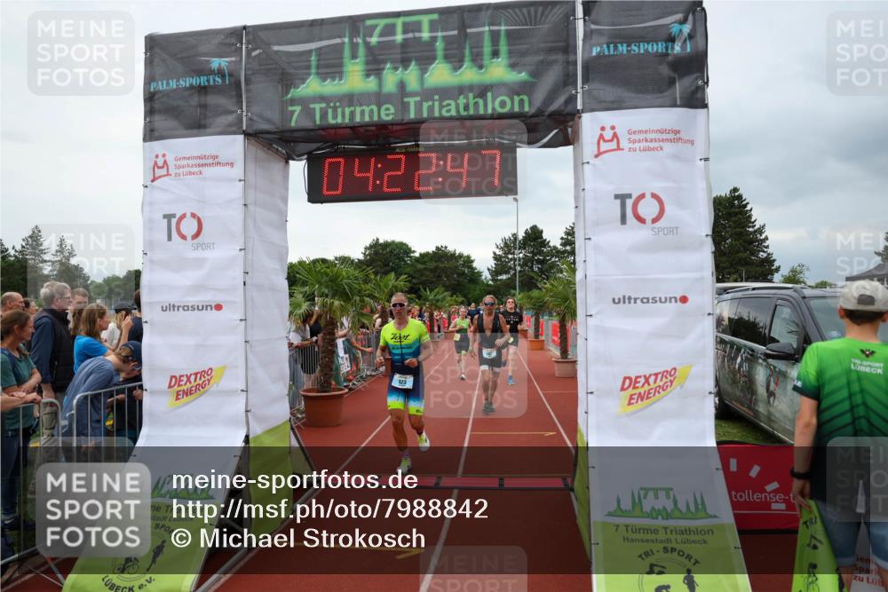 15.06.2025 - 7 Türme Triathlon Michael Strokosch http://msf.ph/oto/7988842 15.06.2025 14:22:47 Ziel 423, 497, 724, 754, 761 meine-sportfotos.de