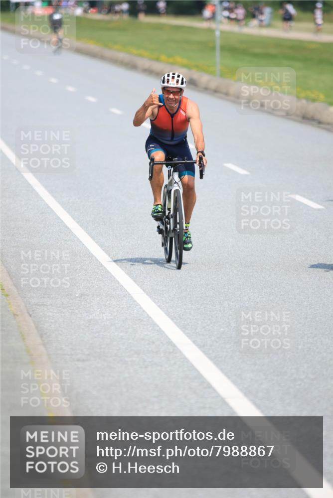 21.06.2025 - 27. Vierlanden-Triathlon H.Heesch http://msf.ph/oto/7988867 15.06.2025 11:45:05 Radfahren 636, 641, 643, 644, 667, 782, 840 meine-sportfotos.de