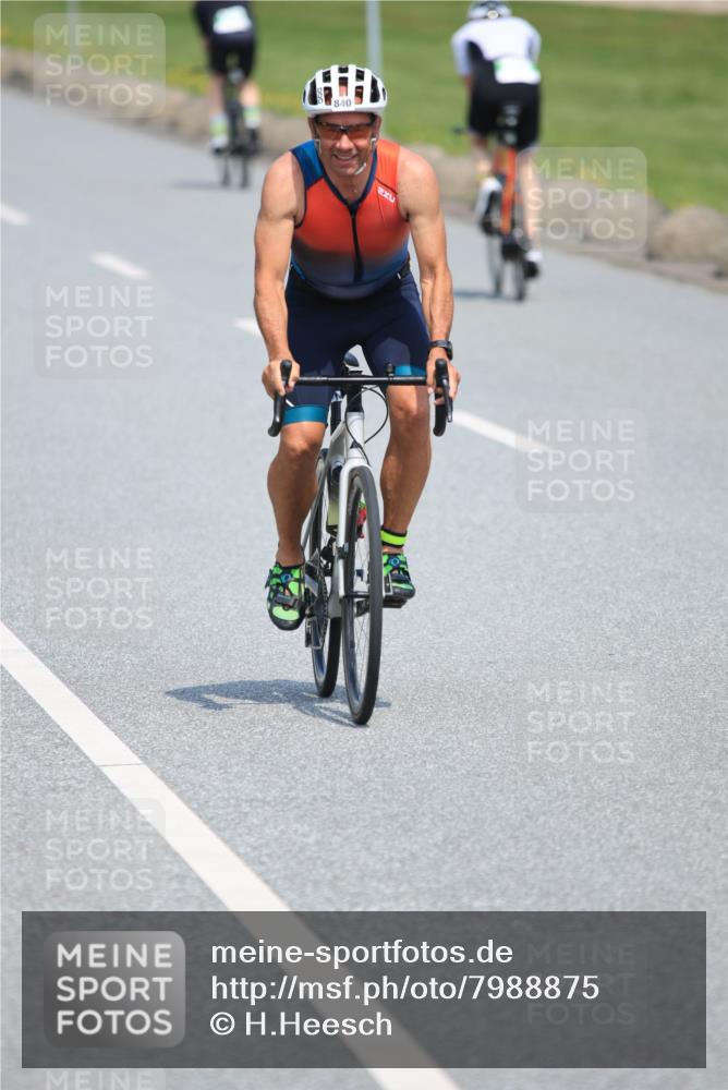 21.06.2025 - 27. Vierlanden-Triathlon H.Heesch http://msf.ph/oto/7988875 15.06.2025 11:45:06 Radfahren 636, 641, 644, 667, 782, 840 meine-sportfotos.de