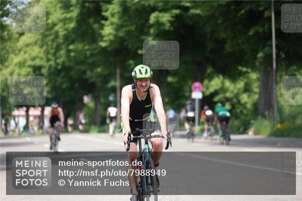 15.06.2025 - 7 Türme Triathlon Yannick Fuchs http://msf.ph/oto/7988949 15.06.2025 13:00:44 Radfahren 234, 327, 361, 579, 641, 927, 992, 1169 meine-sportfotos.de