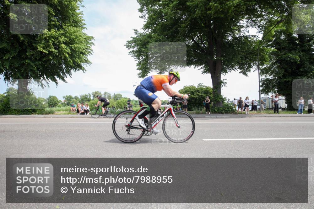15.06.2025 - 7 Türme Triathlon Yannick Fuchs http://msf.ph/oto/7988955 15.06.2025 12:59:07 Radfahren 361, 503, 579, 639, 647, 919, 1006, 1071 meine-sportfotos.de