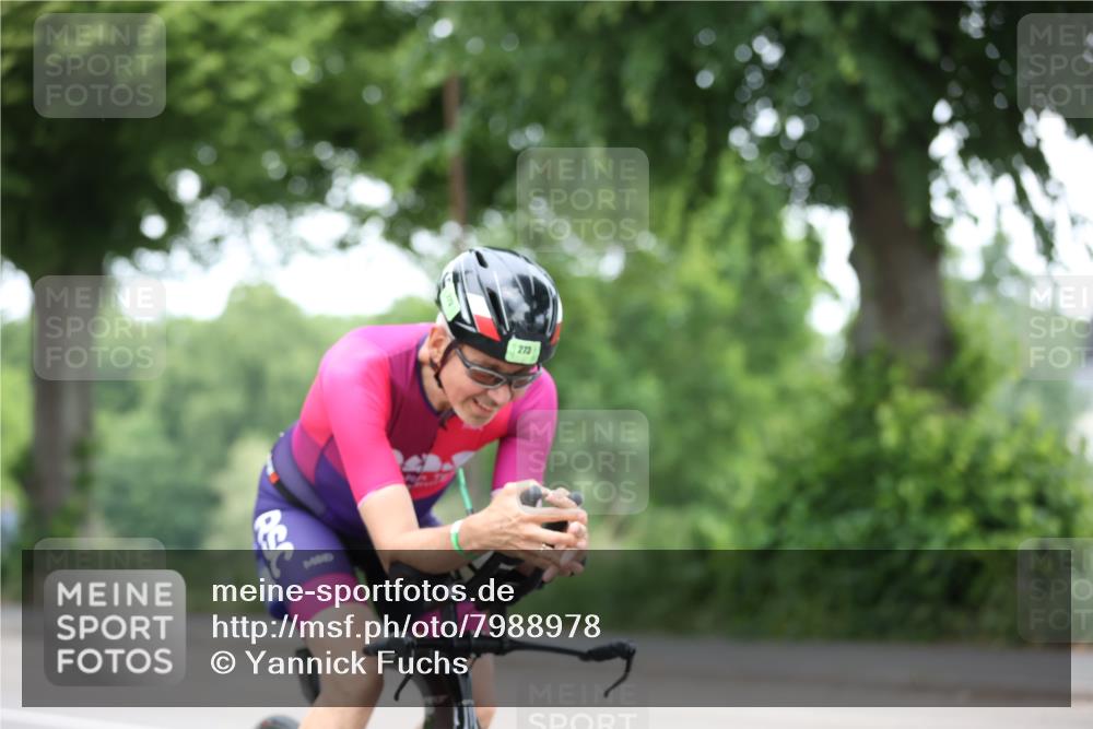 15.06.2025 - 7 Türme Triathlon Yannick Fuchs http://msf.ph/oto/7988978 15.06.2025 11:46:05 Radfahren 208, 273 meine-sportfotos.de
