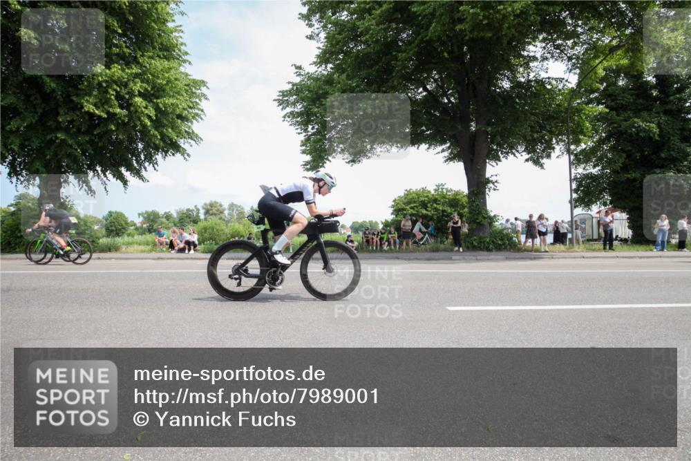 15.06.2025 - 7 Türme Triathlon Yannick Fuchs http://msf.ph/oto/7989001 15.06.2025 12:59:24 Radfahren 237, 467, 755, 763, 842, 1075 meine-sportfotos.de