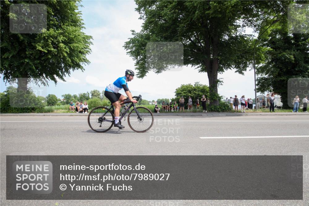 15.06.2025 - 7 Türme Triathlon Yannick Fuchs http://msf.ph/oto/7989027 15.06.2025 12:59:37 Radfahren 558, 663, 727, 792, 859 meine-sportfotos.de
