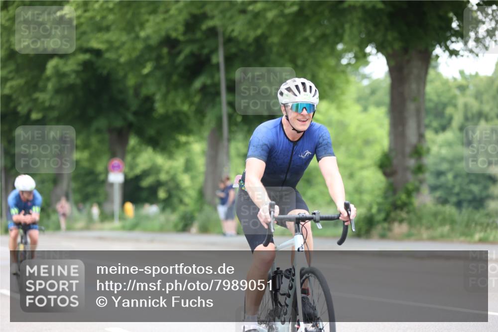 15.06.2025 - 7 Türme Triathlon Yannick Fuchs http://msf.ph/oto/7989051 15.06.2025 11:46:16 Radfahren 247, 309, 315 meine-sportfotos.de