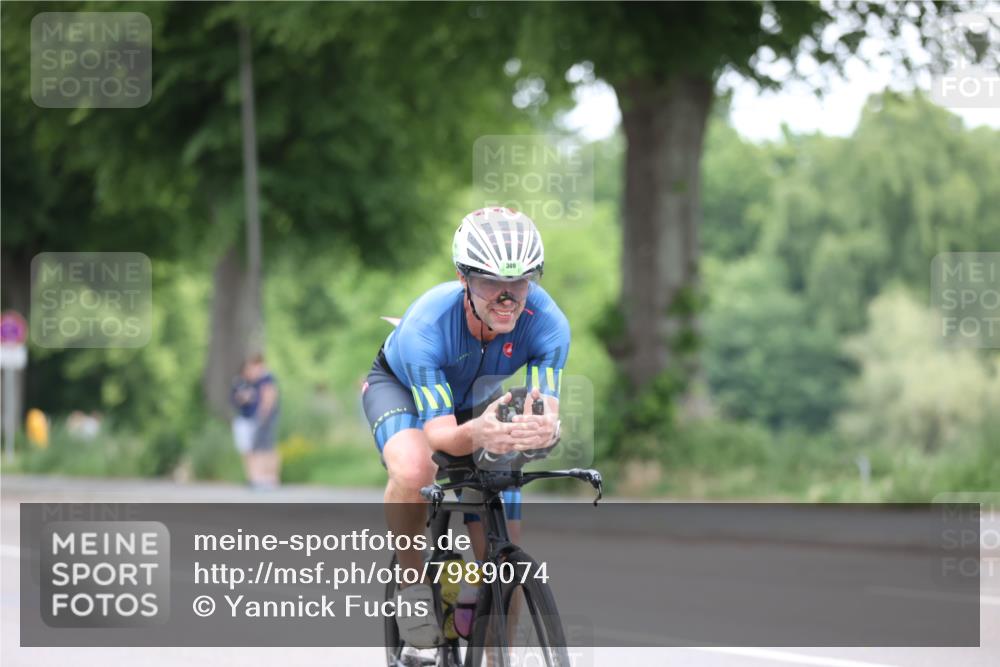 15.06.2025 - 7 Türme Triathlon Yannick Fuchs http://msf.ph/oto/7989074 15.06.2025 11:46:17 Radfahren 247, 309, 315 meine-sportfotos.de