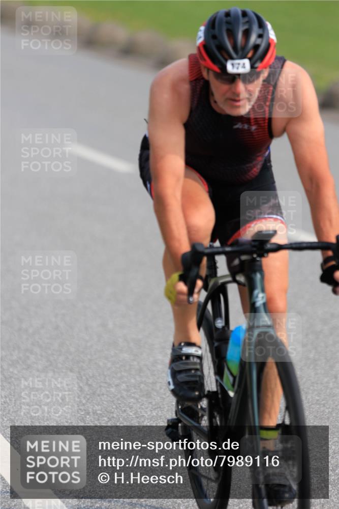 15.06.2025 - 27. Vierlanden-Triathlon H.Heesch http://msf.ph/oto/7989116 15.06.2025 09:30:33 Radfahren 174 meine-sportfotos.de