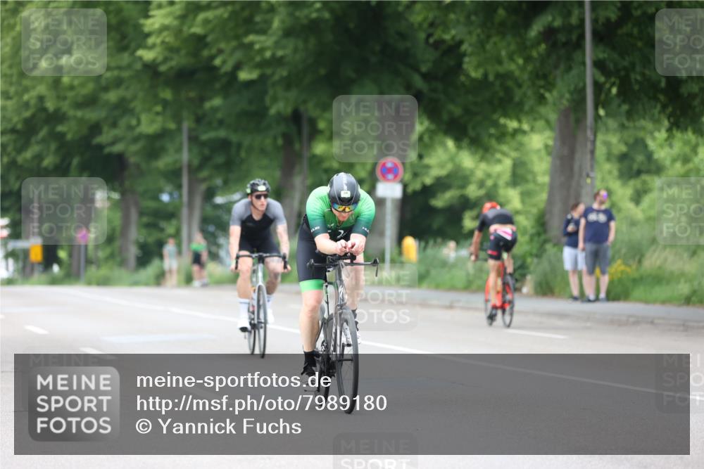 15.06.2025 - 7 Türme Triathlon Yannick Fuchs http://msf.ph/oto/7989180 15.06.2025 11:46:24 Radfahren 202, 235, 315 meine-sportfotos.de