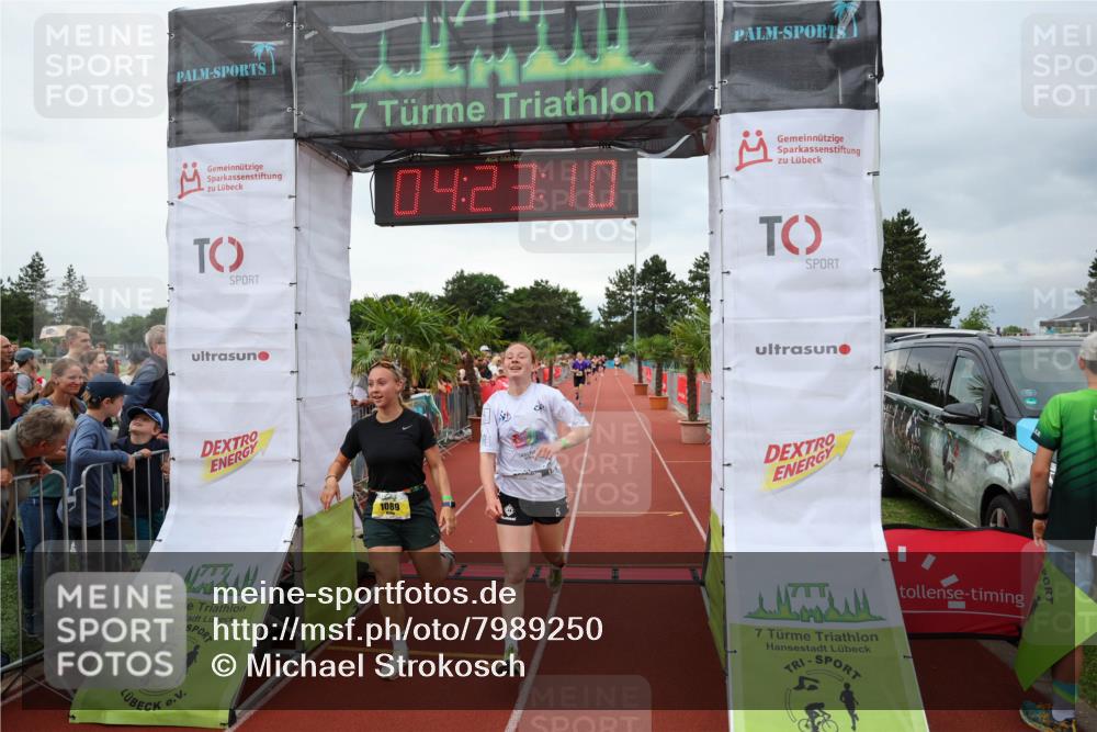 15.06.2025 - 7 Türme Triathlon Michael Strokosch http://msf.ph/oto/7989250 15.06.2025 14:23:09 Ziel 510, 1089, 1099 meine-sportfotos.de